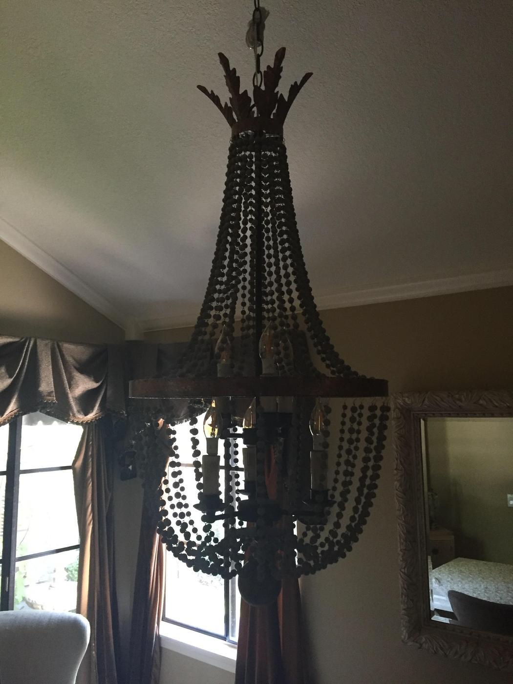 Professional Lighting Services Lamp Install En Thousand Oaks Company Dedicated To Installation Cleaning And Maintenance Of Lamps Chandeliers In Westlake Village California